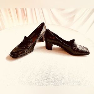 Liz Claiborne Brown Alligator Ladies Shoes Size 7.5